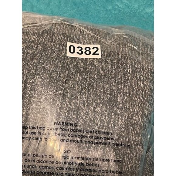 Coldwater Creek Women's 1X Gray Knit Dolman sleeve Cardigan Sweater, Button Clos - Picture 15 of 15